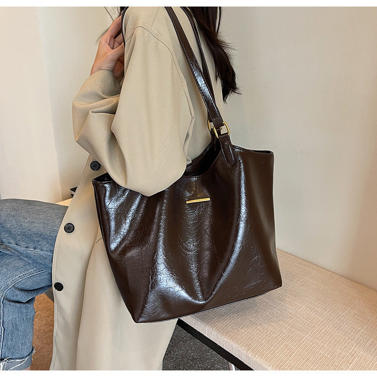 New fashion retro commuter tote bag senior sense handbag shoulder bag